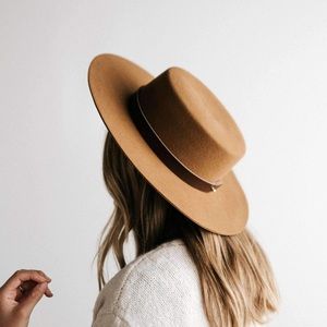 Gigipip Dahlia Boater Hat size 55 wt removable leather band. Brand new wt tags